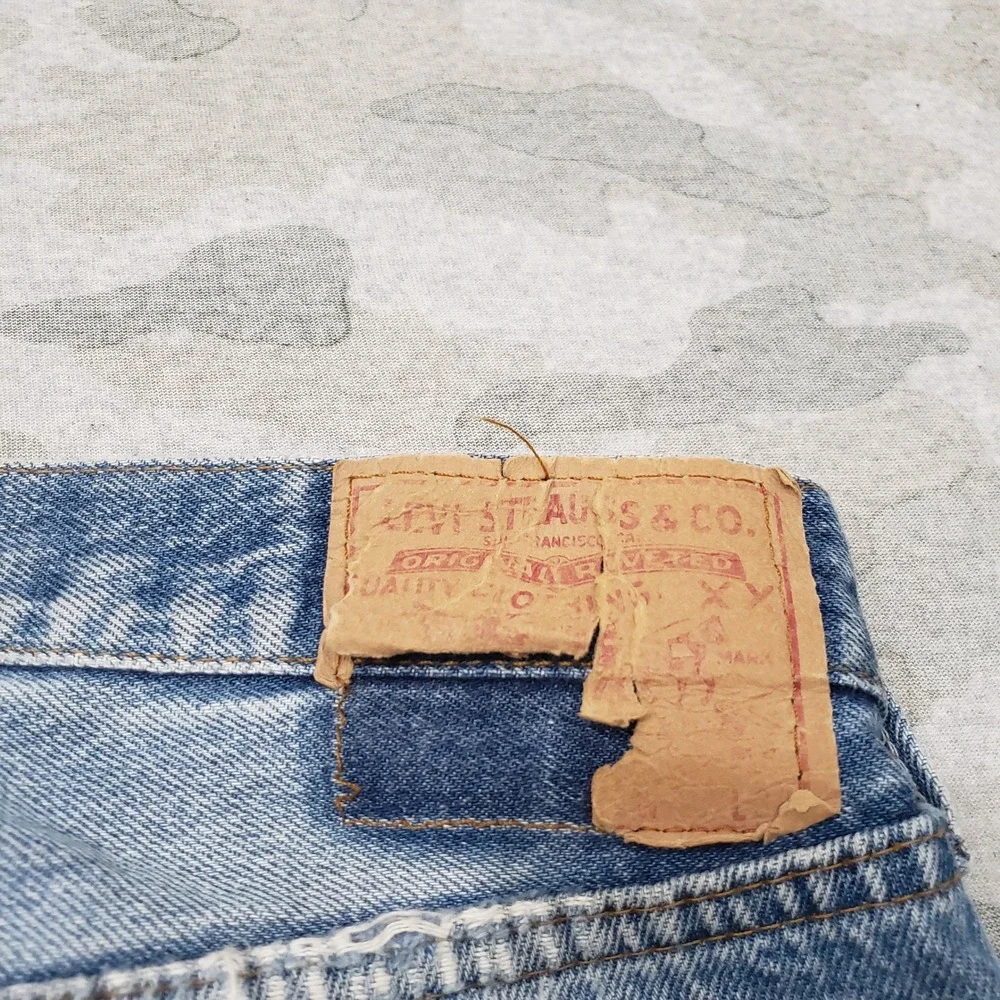 Vintage Levis 501 Jeans Mens 36x30 Blue Button Fly Straight Leg Workwear USA